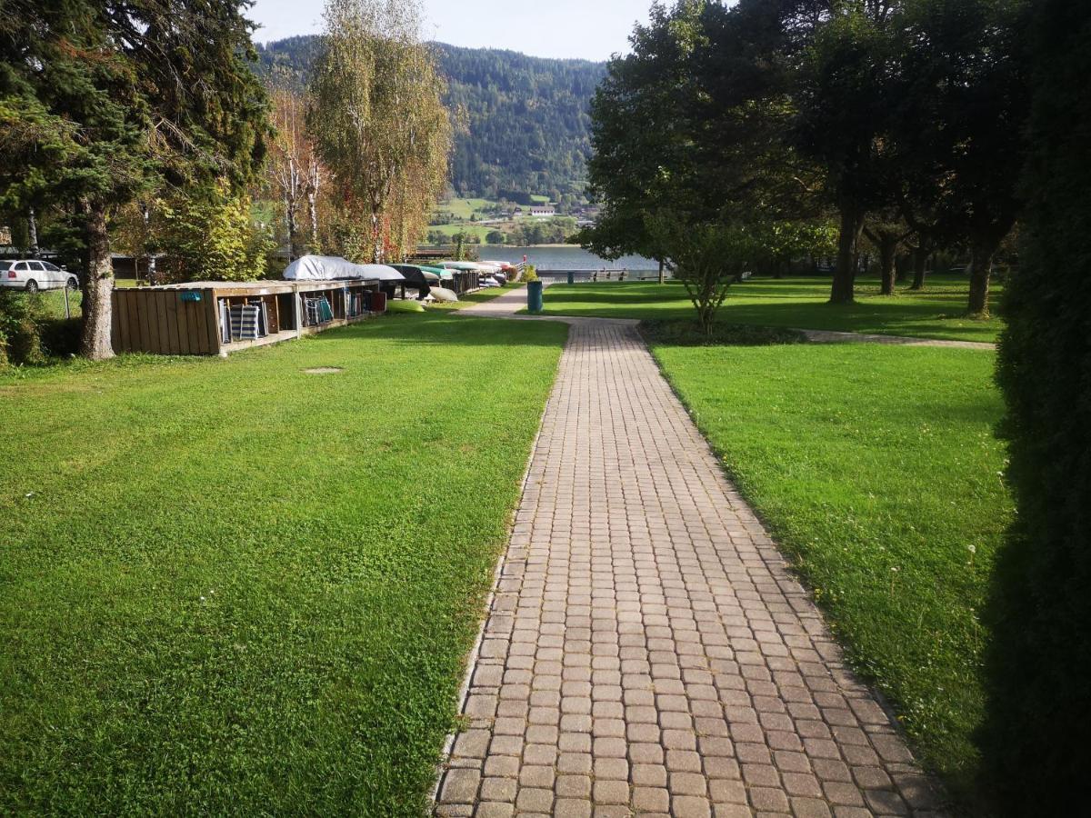 Kaernten Ossiacher See Apartment Zwei Zimmer Ferienwohnung Direkter Seezugang Strand Beheizte Schwimmhalle Bodensdorf Eksteriør bilde